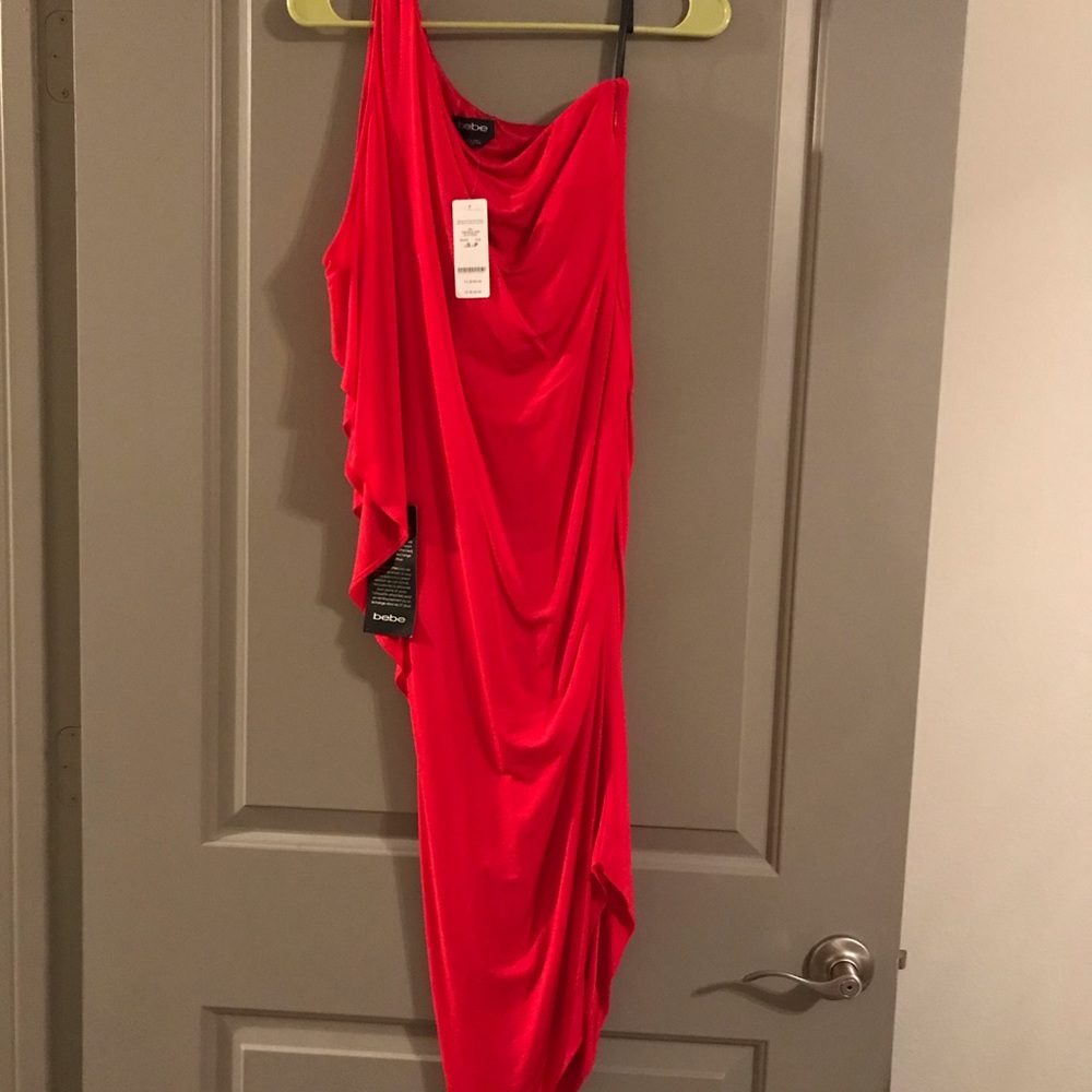 Red tight asymmetric dress w a sexy one-shoulder